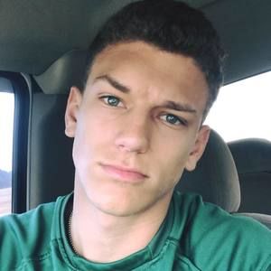 Meet your Posher, Garrett